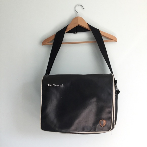 ben sherman leather bag
